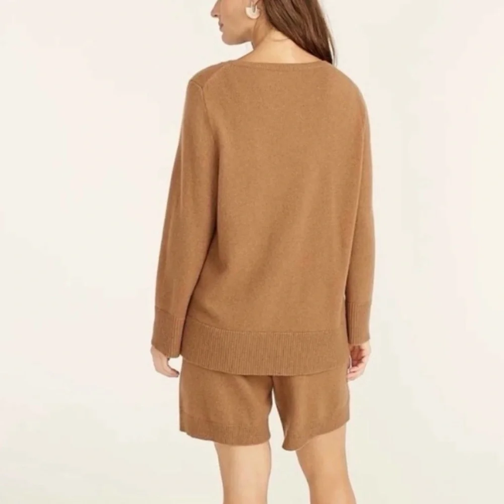 J.Crew Wool Cashmere Blend Oversized Crewneck Sweater Camel Size S Soft Knit - Picture 2 of 11